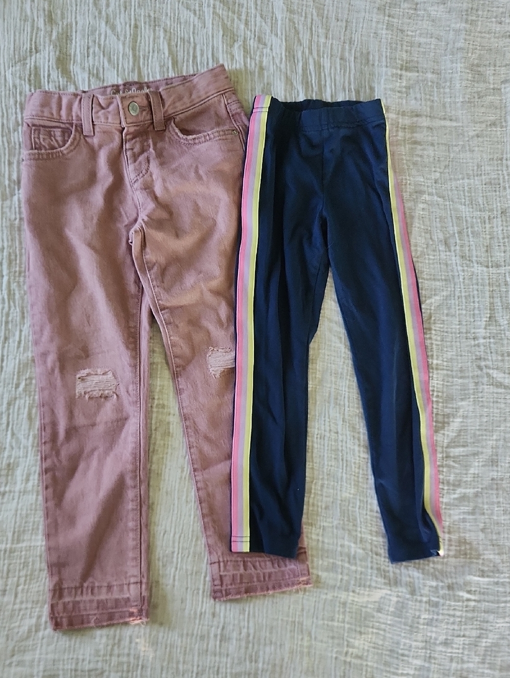 5t Pink Cat And Jack Jeans And 5(xs) Old Navy Leggings